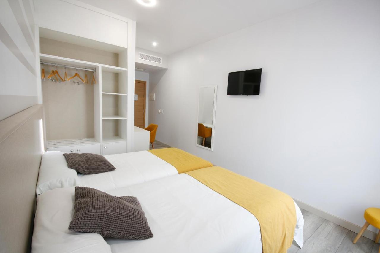 Hotel Leo Monesterio Kültér fotó