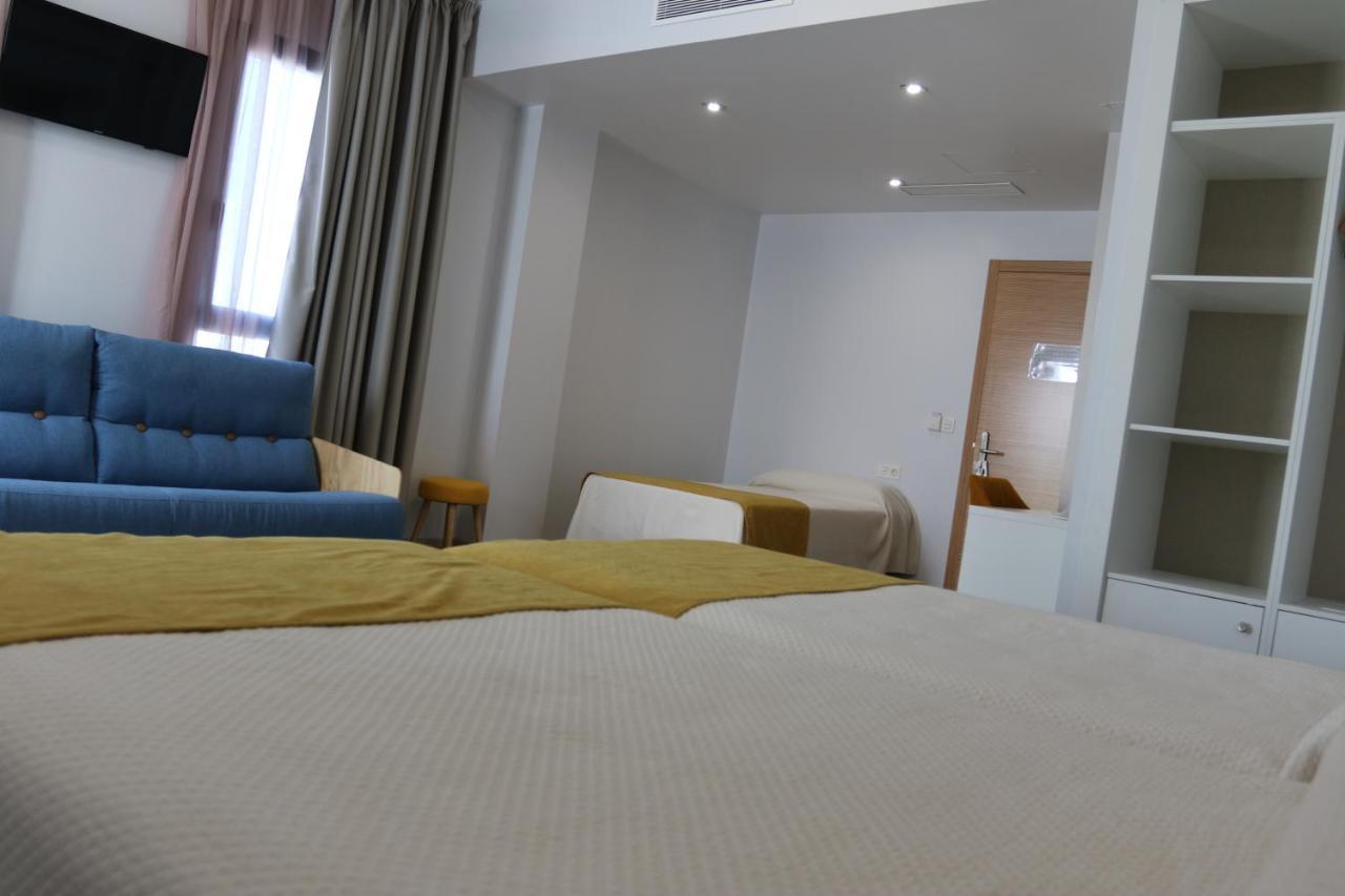 Hotel Leo Monesterio Kültér fotó